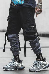 pantalon-cargo-techwear-Y2K