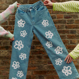 floral-print-jeans