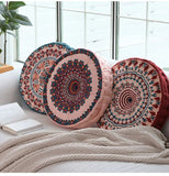 coussin-patchwork-scandinave