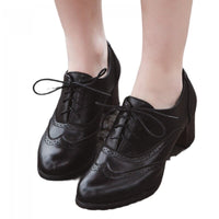 chaussure-annee-70-lacet-femme-talon-vintage
